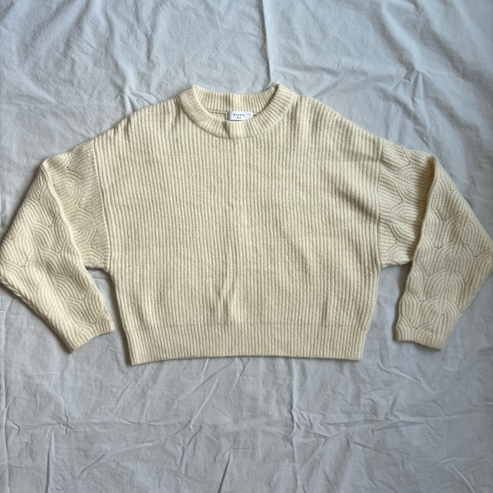 Elodie Women’s S cream Sweater